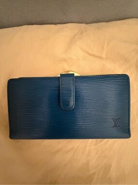Authentic Louis Vuitton Epi Continental French Wallet